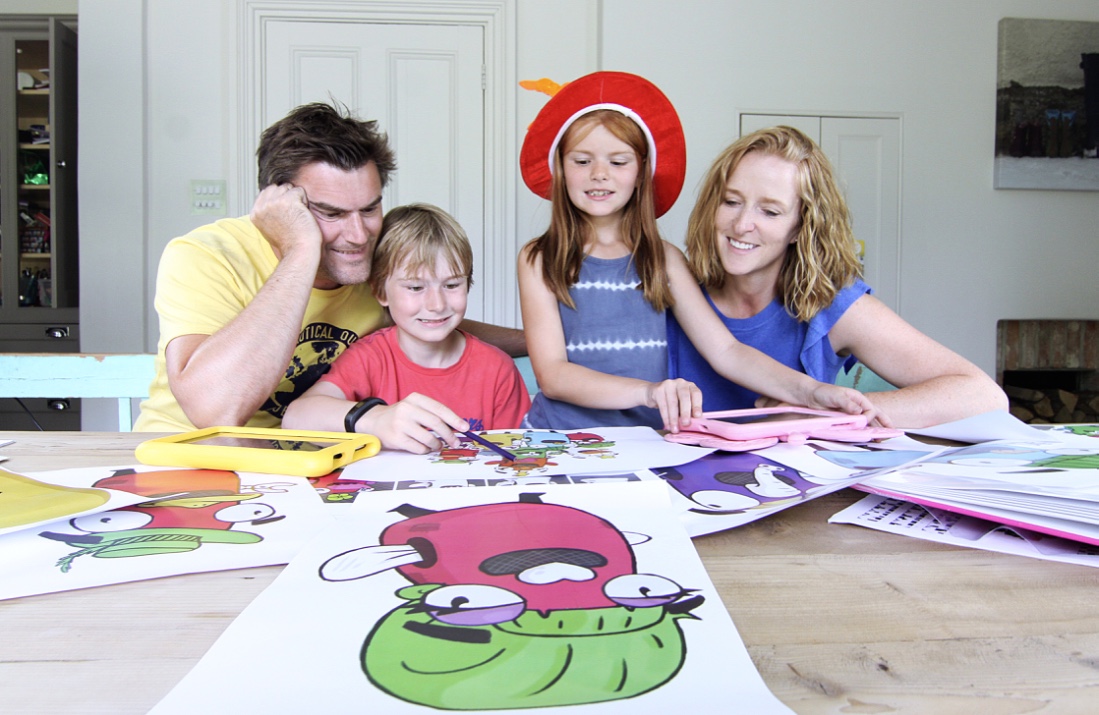 The Dance Family Decide On The Final Designs For The Zappicons Diaryzapp Wwwdiaryzappcom