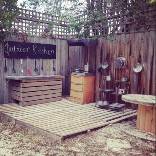 11 Mud Kitchen