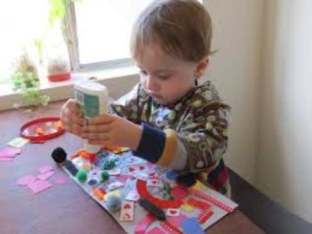 http://mamaisinspired.com/tag/child-crafts/