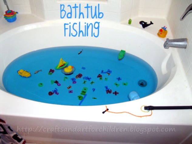 https://artsymomma.com/bathtub-fishing-make-your-own-fishing-game.html