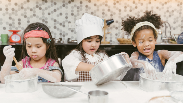 Cooking and pretend cooking