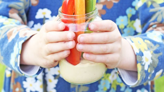 Hummus and crudites